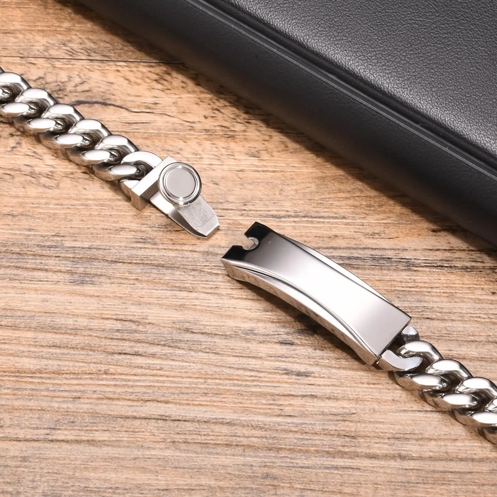 Мужской браслет из нержавеющей стали с застежкой Vnox