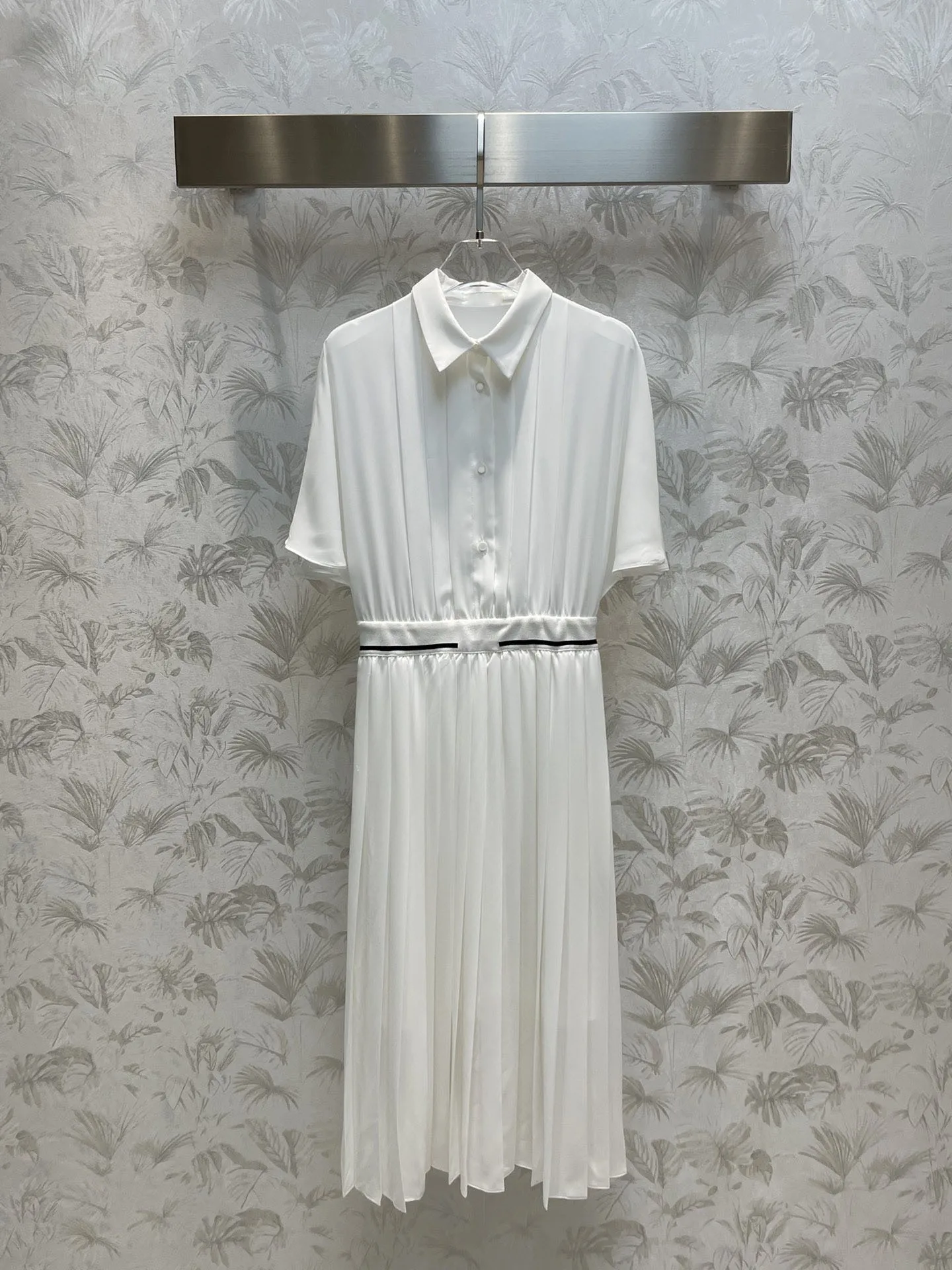 

Женское плиссированное платье с короткими рукавами, легкое черно-белое платье с завязками на талии, 2023