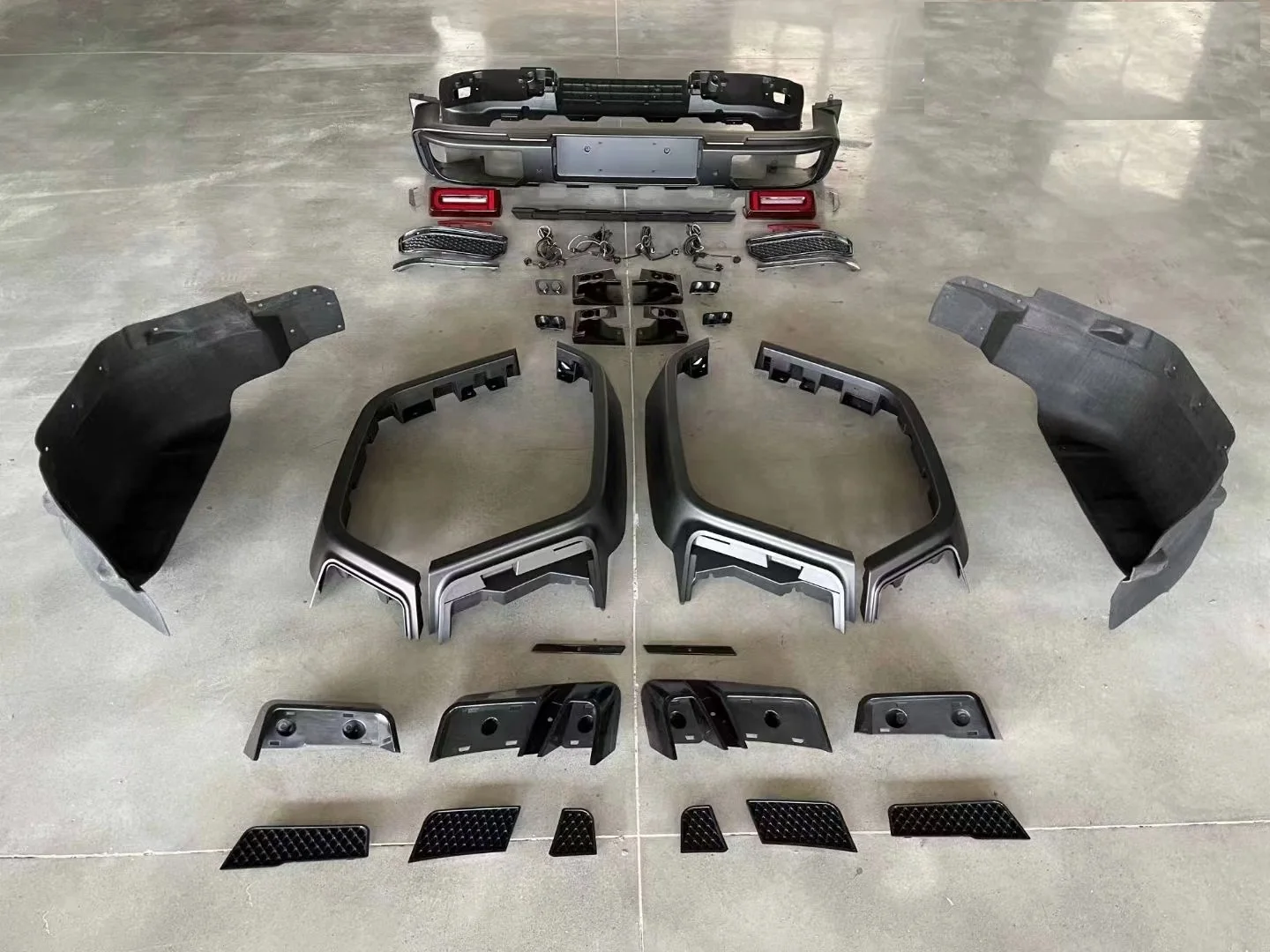 Старый обновленный новый комплект кузова для переоборудования автомобиля W463A W464