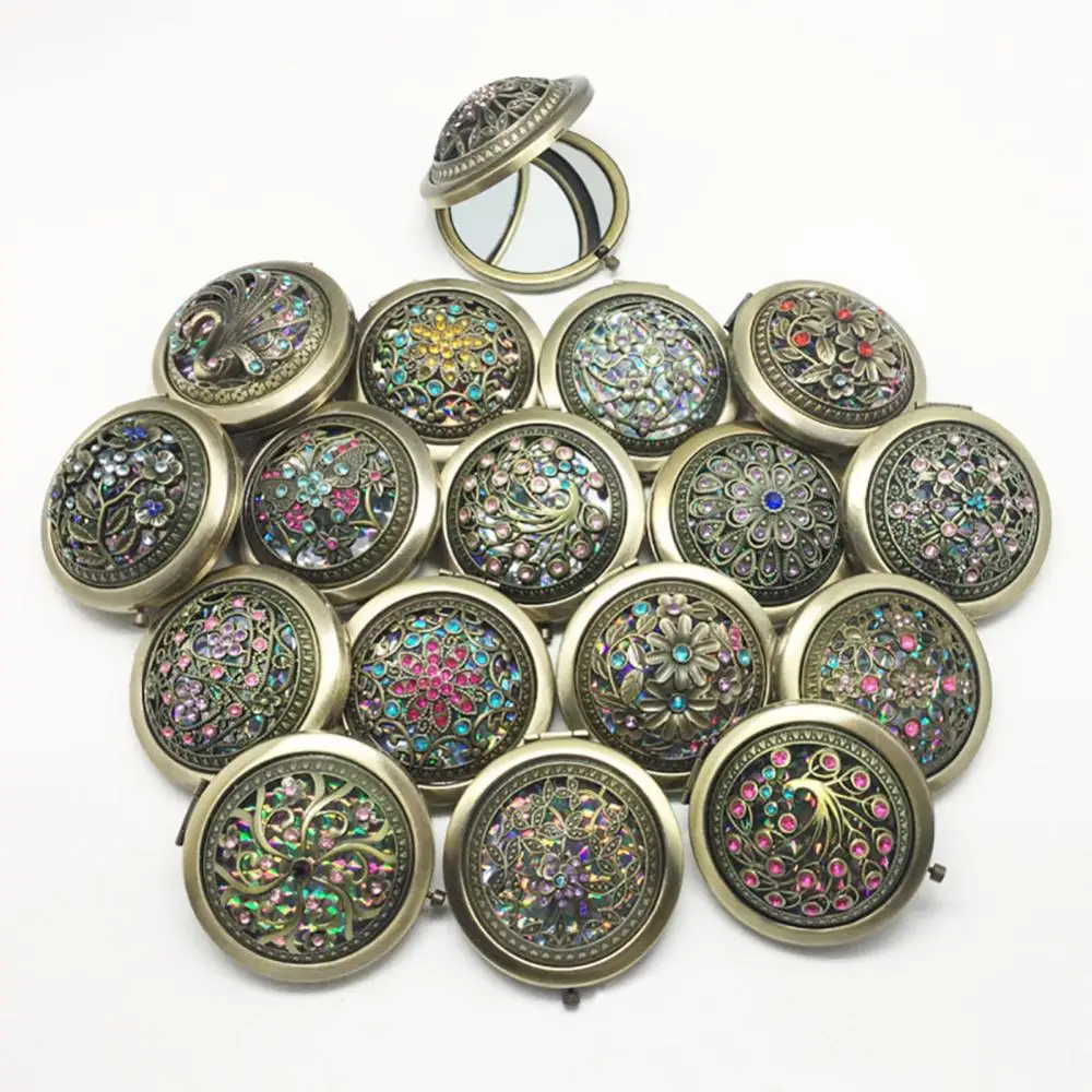 

Складное карманное зеркало с полым цветком