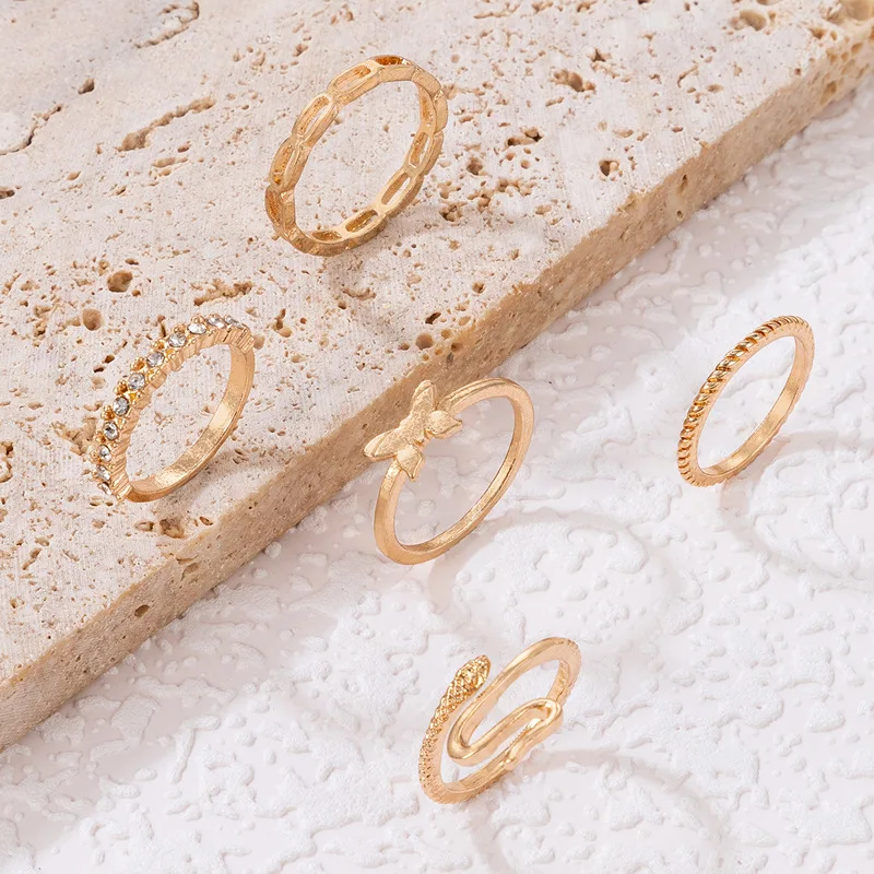 

5 Pieces Butterfly with Snake Rings Women Geometric Irregular Hemp Pattern Rings Set for Women