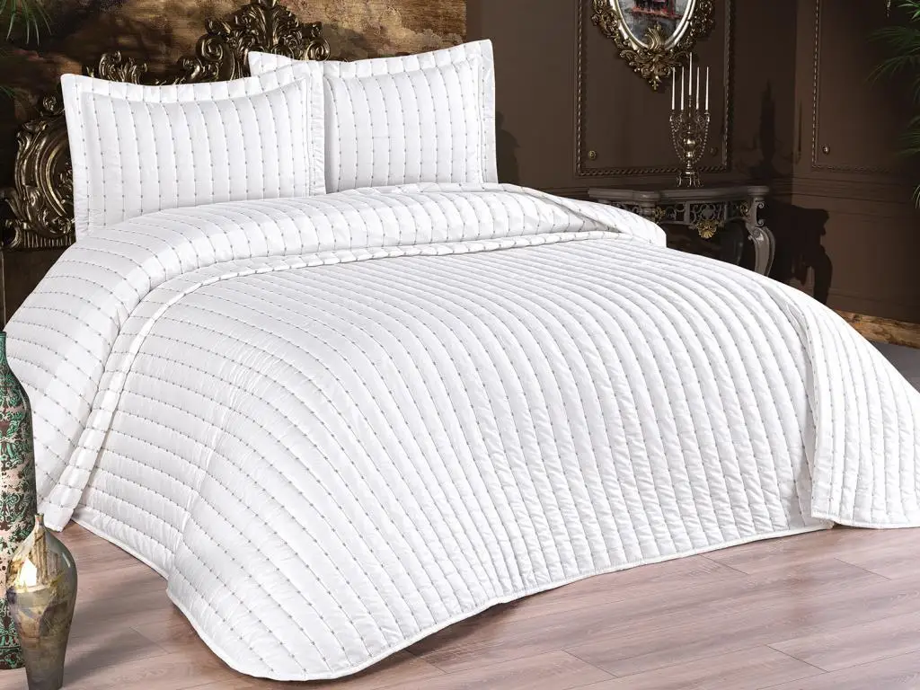 

Dublin double quilted bed cover cream