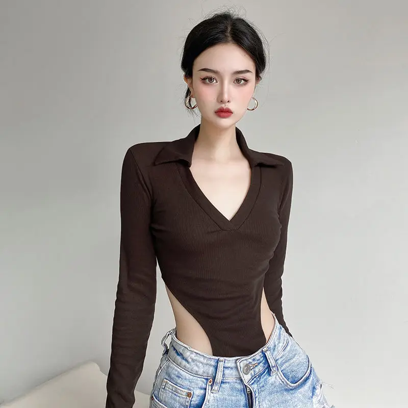 

2023 New Tops Shirts Hot Girl Threaded Lapel Solid Color Bottoming One-Piece Sexy Trend Brown V-Neck Long-Sleeved T-shirt Black