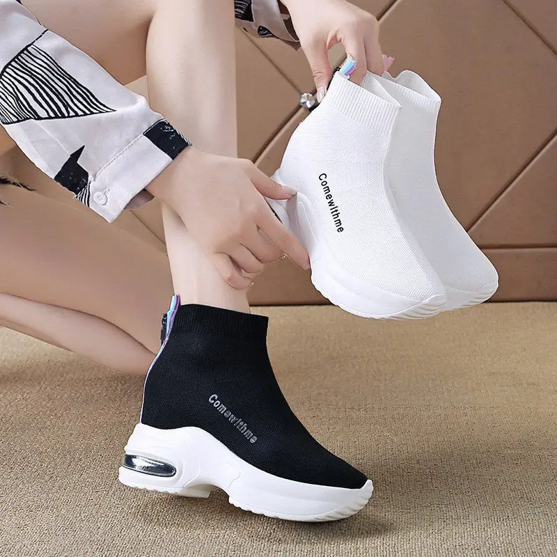 

Elastic socks shoes women's spring and autumn 2020 new single thick bottom increased wild casual high-heeled sponge cake shoes