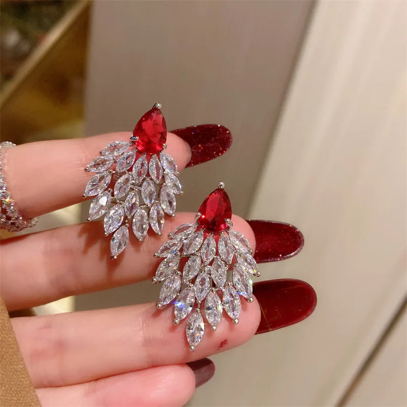 

Women's Earrings S925 Silver Needle Super Beautiful Red Drop Zircon Feather Earrings Elegant Retro Super Flash Joker Luxury Gift