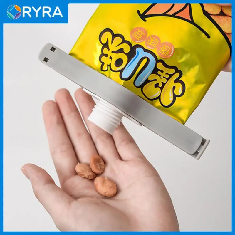 

Household Sealing Bag Clips Moisture-proof Sealing Device Exquisite And Unique Seasoning Kitchen Feeder Bag Clips Hot Portable