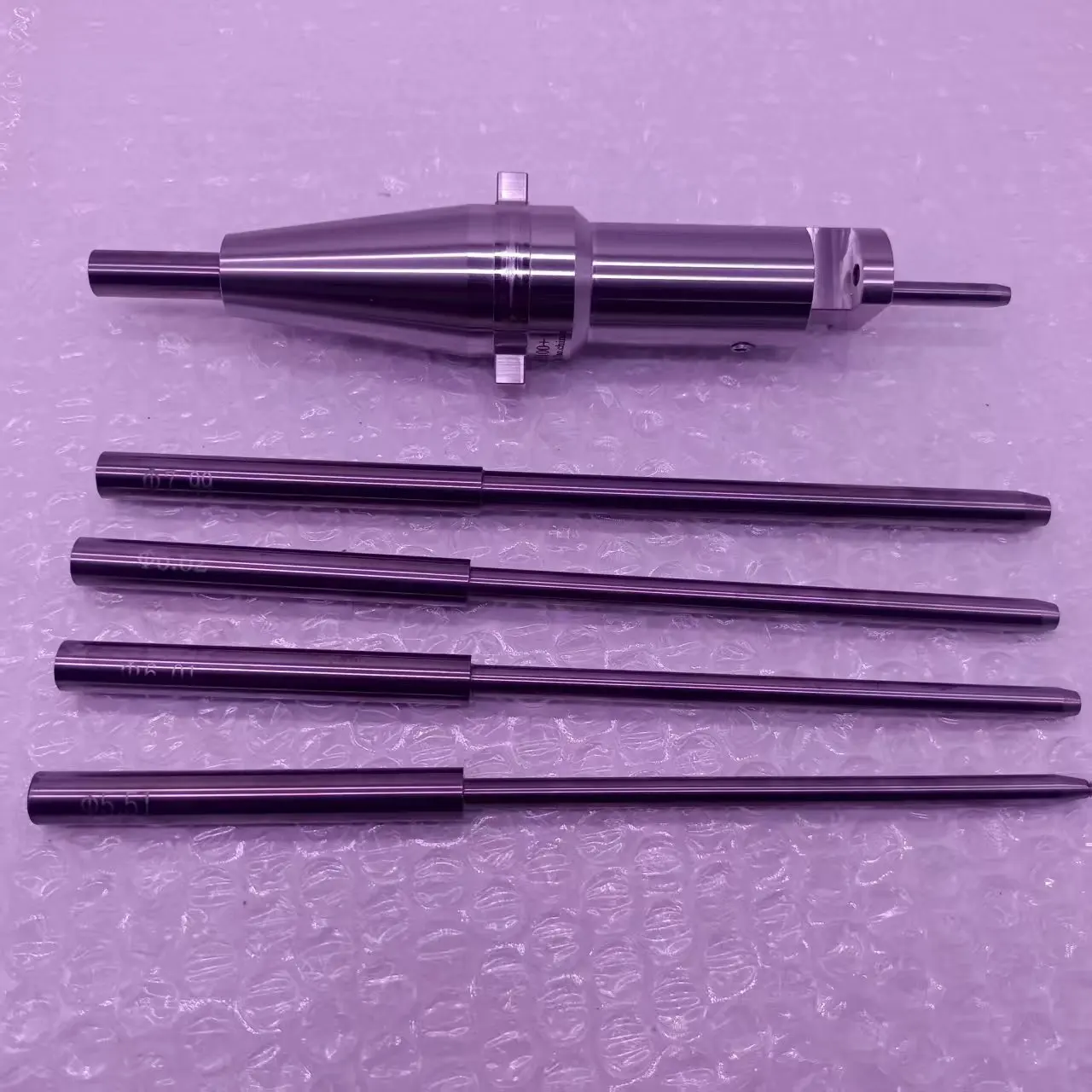 

Седло клапана Серди Пилот 9,52 мм Направляющая клапана с хвостовиком Пилот Тип CL 190 мм Направляющая клапана с длинным хвостовиком из твердосплавного сплава