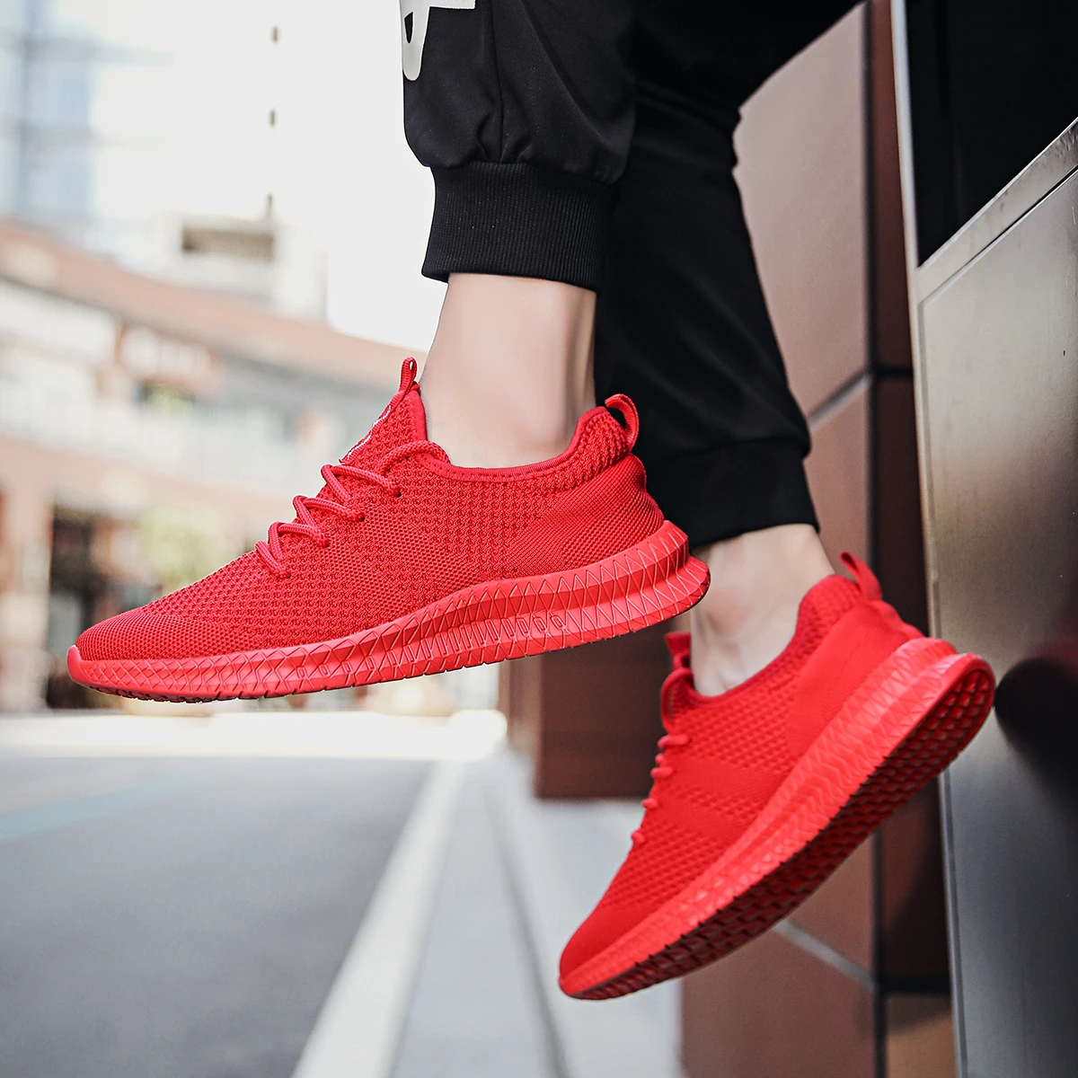 Men Running Shoes Lightweight Breathable Casual Sneakers Non-slip Outdoor Men Sneakers Mesh White Big Size Zapatillas De Deporte