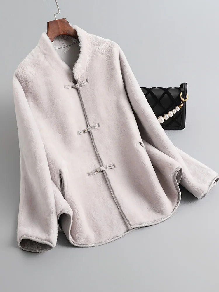 Haining 2024 New Chinese Sle National Fur Integrated Outerwear Women Winter Short Genuine Leather Double-Sided Ou... |