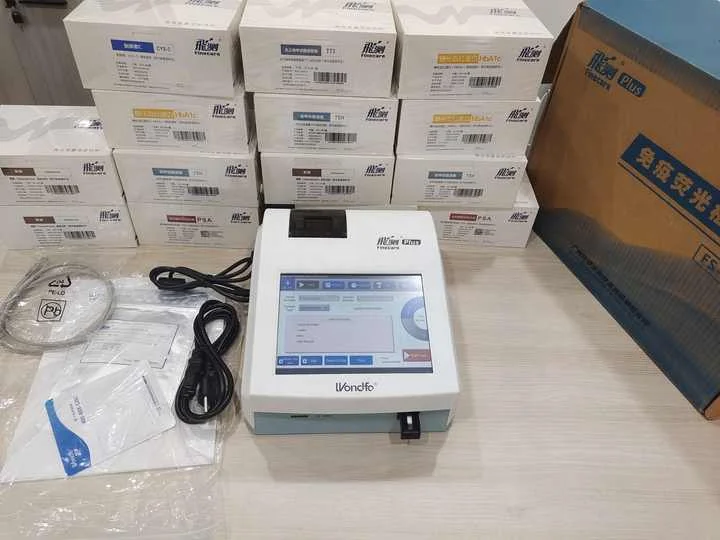 Фото Ветеринарный иммуноанализатор Wondfo Finecare PLUS VET YG-101 FIA для определения гормонов животных (прогестерон) №5