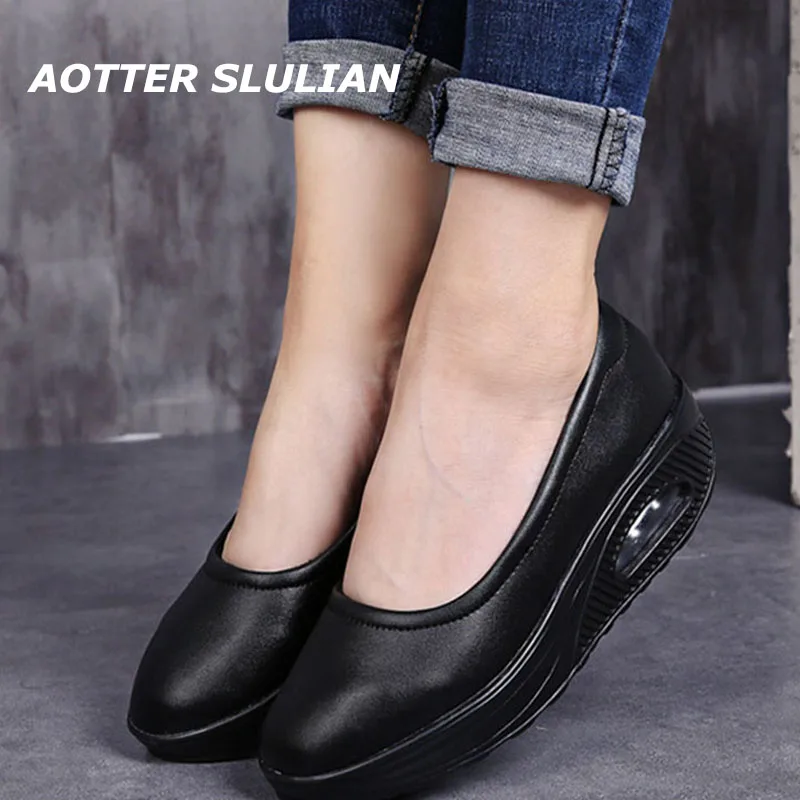 

Vintage Anti-slip Female Shoes Slip-on Shallow Wedge Footwear Women Running Sandals Mujer Stylish Panelled Solid Color Sneakers