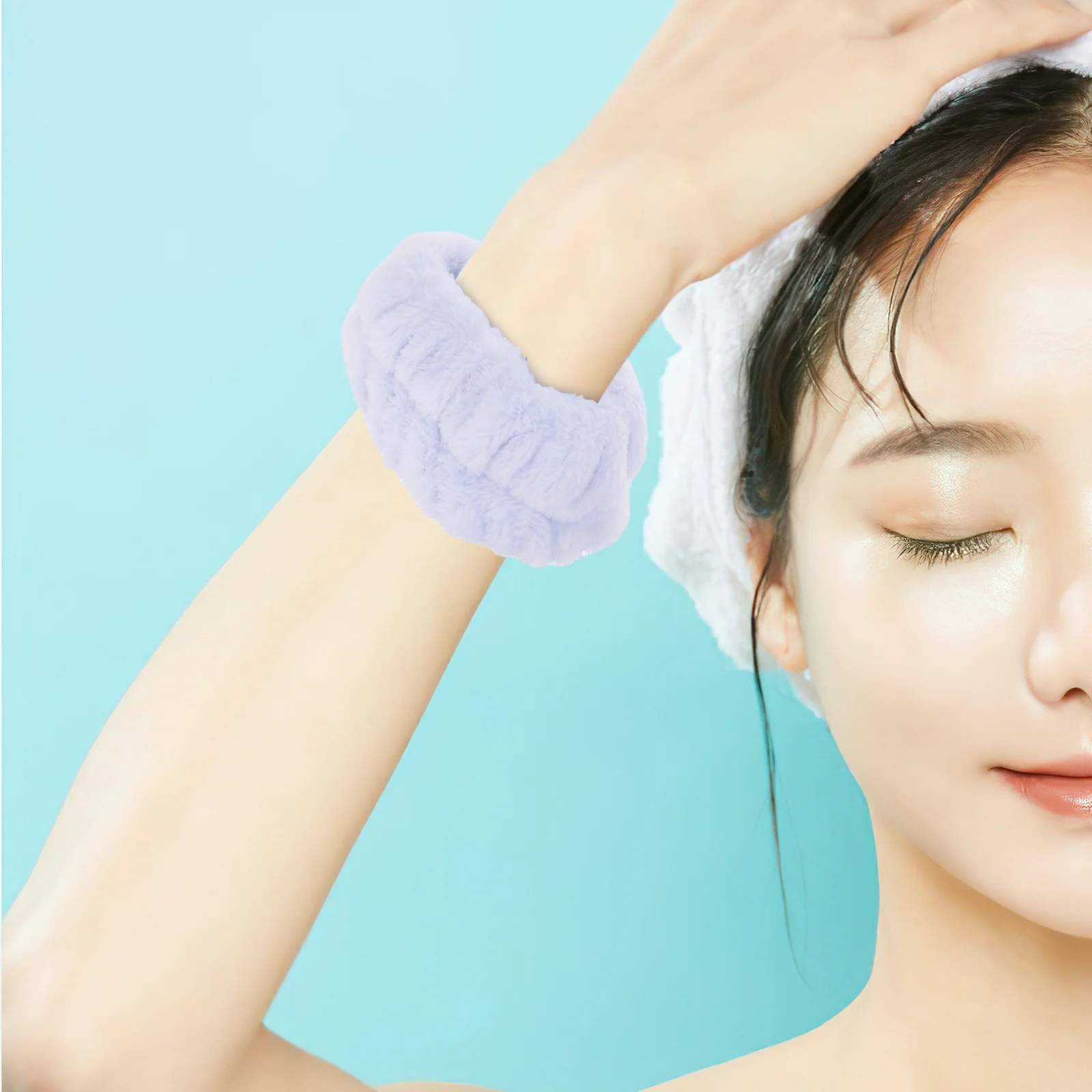 

4 Pairs Water Absorbent Wrist Strap Plush Wristband Cuff Washing Face Wristbands Flannel Wristband