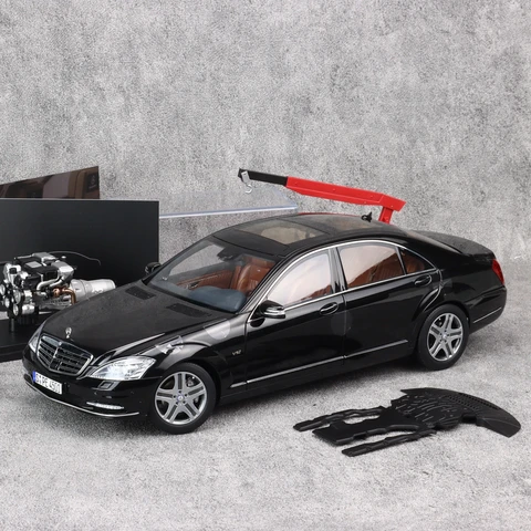 MOTORHELIX Mercedes-Benz S600L W221 1:18 металл