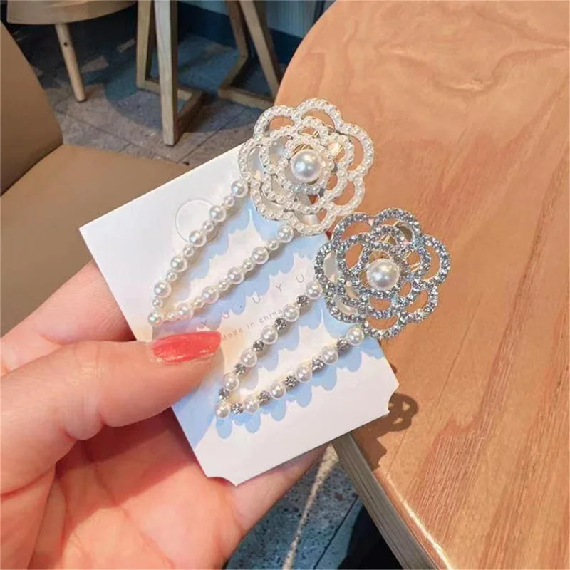 

Korean Daisy Rhinestone Hairpin Girl Bangs Clip Temperament Flower Side Frog Buckle Top Clip Hair Accesories Headdress