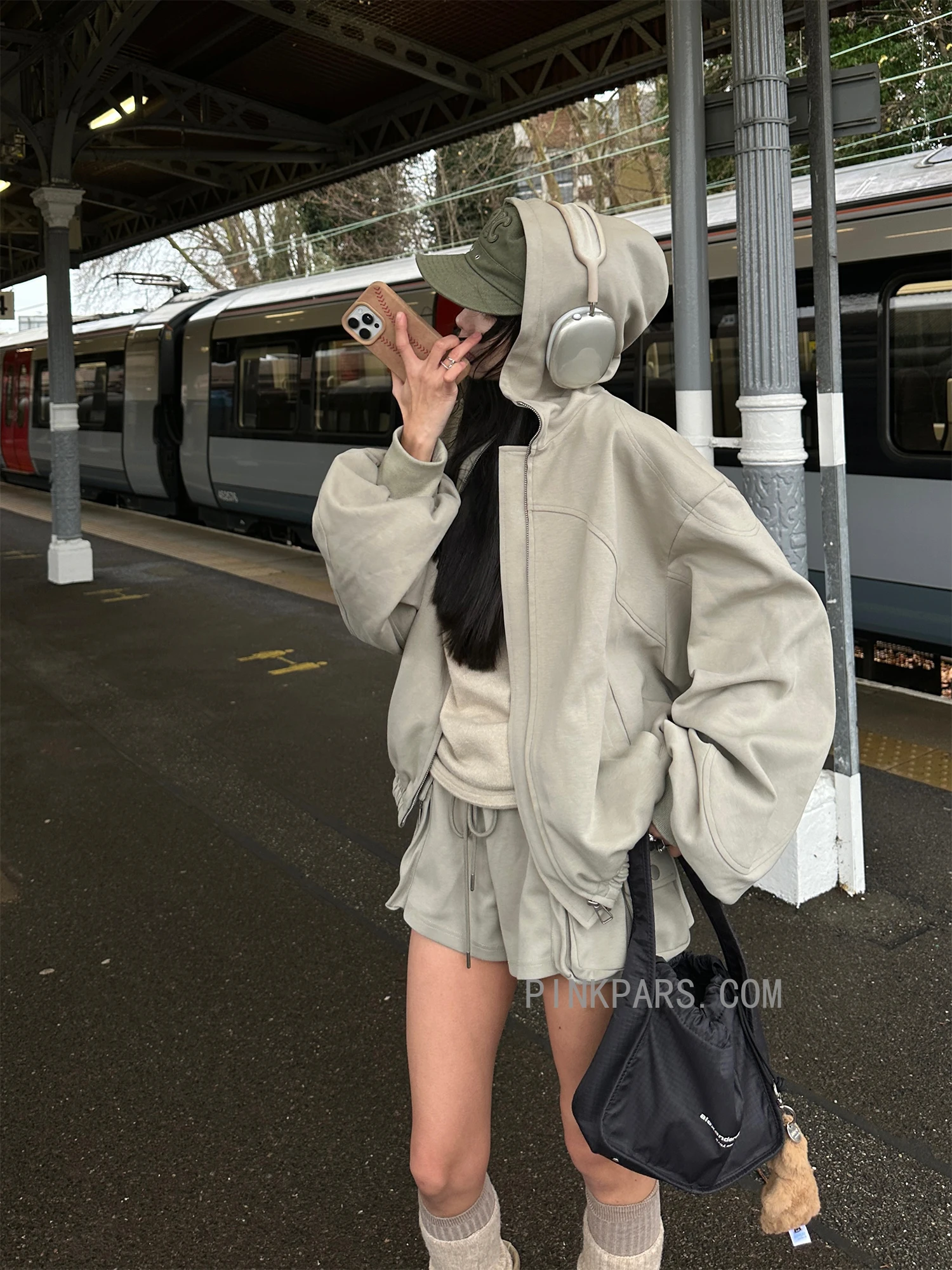 Женские шорты-карго цвета хаки Warden Edge свободный дизайн с высокой талией и 3D