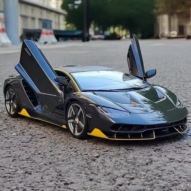 Фото 1:18 LP770 LP770-4 модель спортивного автомобиля из сплава, литая под давлением металлическая гусеница, гоночный автомобиль, модель автомобиля, звуковая и световая имитация, детская игрушка в подарок №1