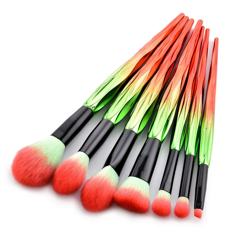 

Набор косметических инструментов 7 шт., натуральные пушистые пудры для волос, румян, теней для век, растушевки бровей, набор профессиональны...