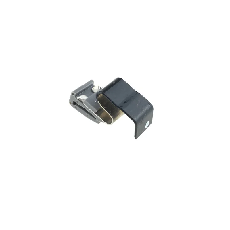 

2 шт., колпачки для топливного бака 95-13 Mitsubishi Lanser