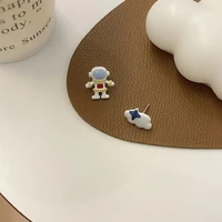 personalized fashion astronaut stud earrings for women girls aesthetic asymmetric cloud dainty earrings female charm jewelry