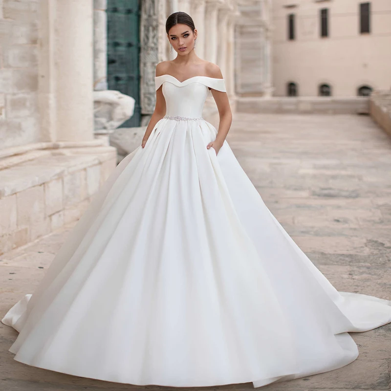 

Modest Matte Soft Satin A-line Wedding Dresses Sweetheart Beaded Belt Bride Gown Lace Up Button Court Train Vestido De Noiva