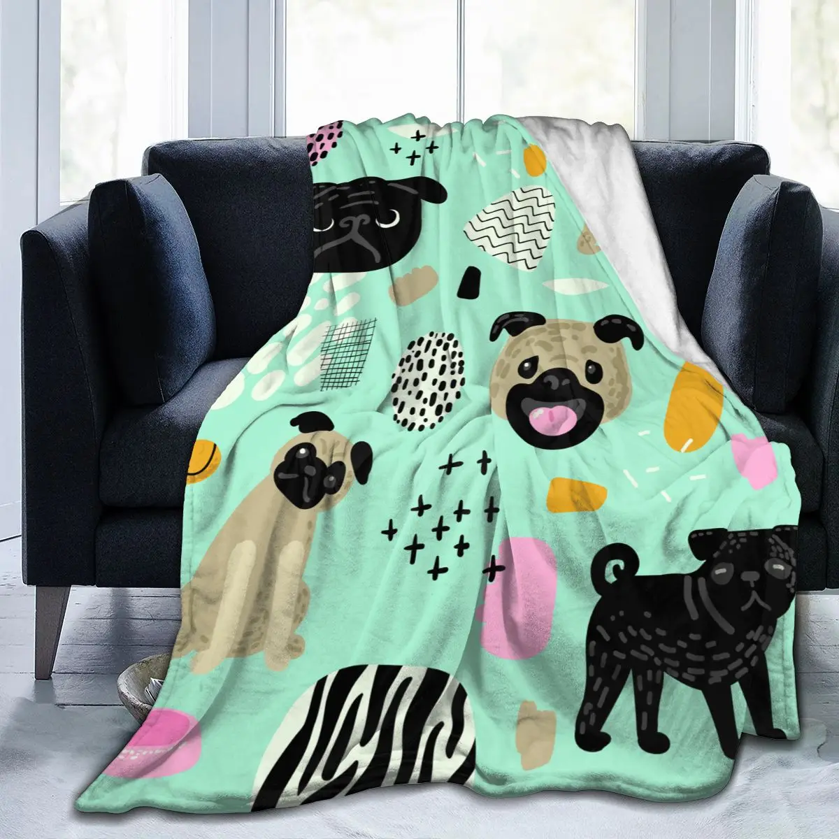 

Flannel Blanket Pug Dog Light Thin Mechanical Wash Warm Soft Blanket Throw on Sofa Bed Travel Patchwork