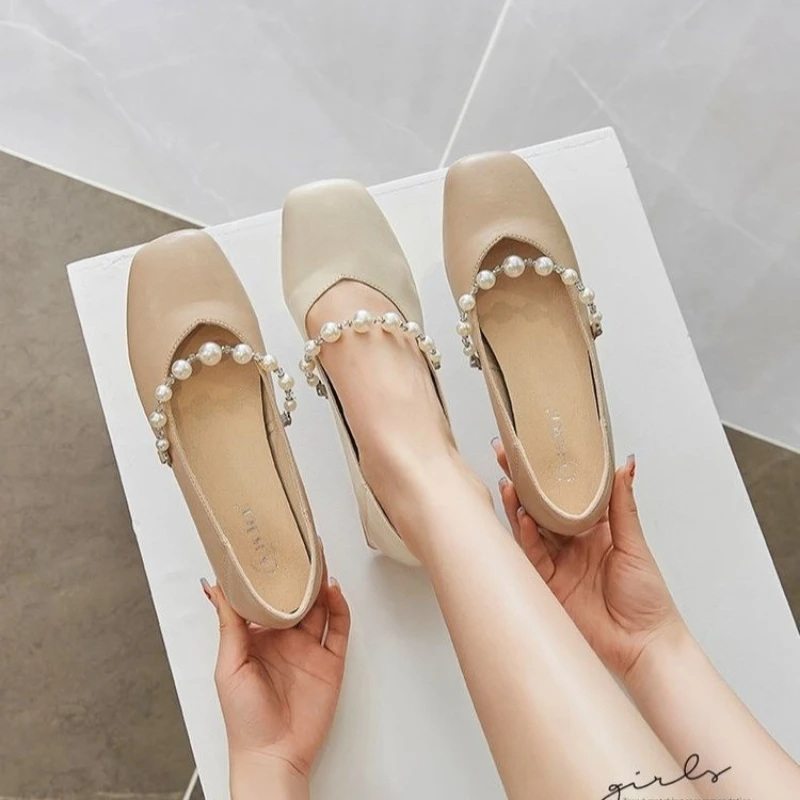 

Женские туфли с закрытым носком, тапочки с низким шнурком и бусинами, женские шлепанцы в римском стиле, 2022, милая обувь на каблуке-копытце