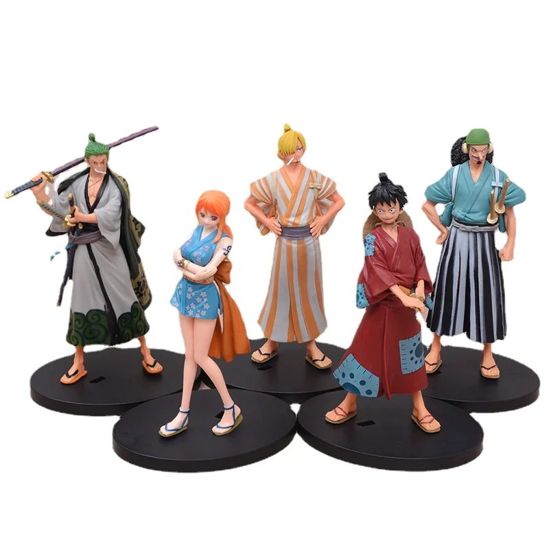 

One Piece and the Country Kimono Samurai Luffy Zoro Sanji Usopp Nami Hand Model Anime Ornament