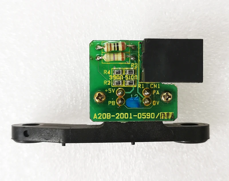 

A20B-2001-0590 Новый оригинальный телефон