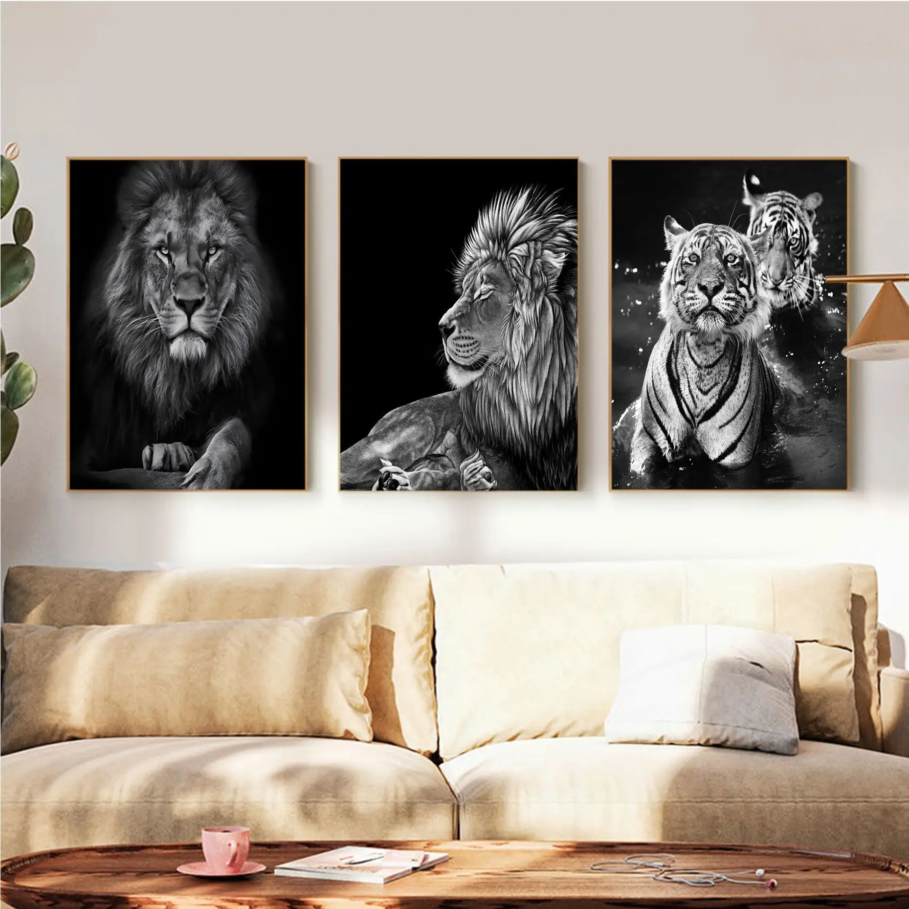 

Black And WhiteTiger Lion Vintage Posters Sticky Fancy Wall Sticker For Living Room Bar Decoration Nordic Home Decor