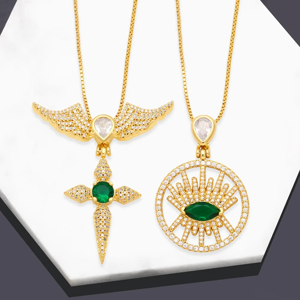 

Autumn Winter New Wing Cross Necklace Fashion Light Luxury Full Diamond Emerald Zircon Eyes Necklace Wholesale and Retail