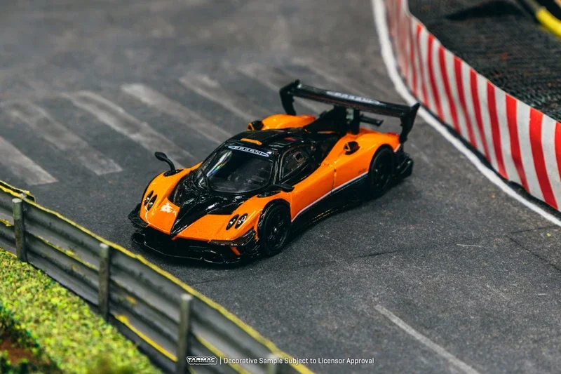 Модель автомобиля Tarmac Works 1:64 Zonda Revolucion Arancio Saint Orange черный литая под давлением