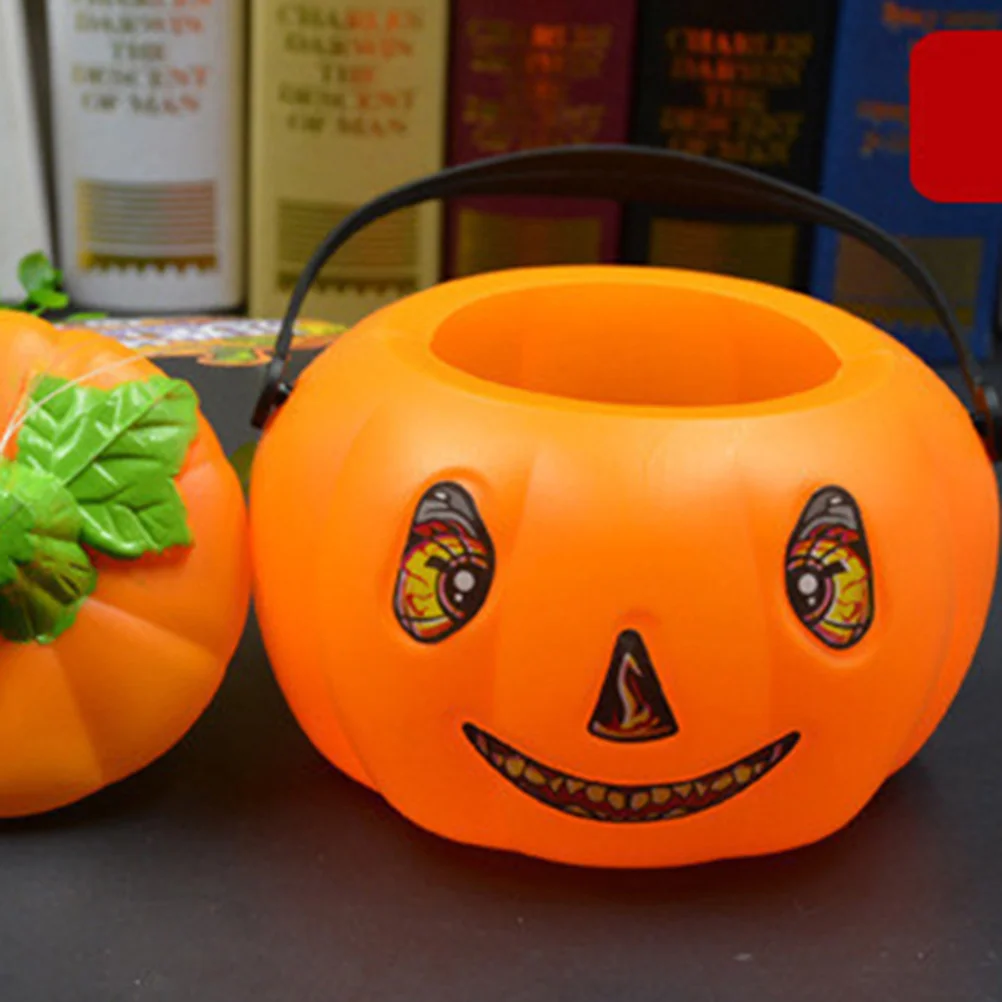 

2Pcs Longlasting Helpful Useful Convenient Pumpkin Bucket with Lighting for