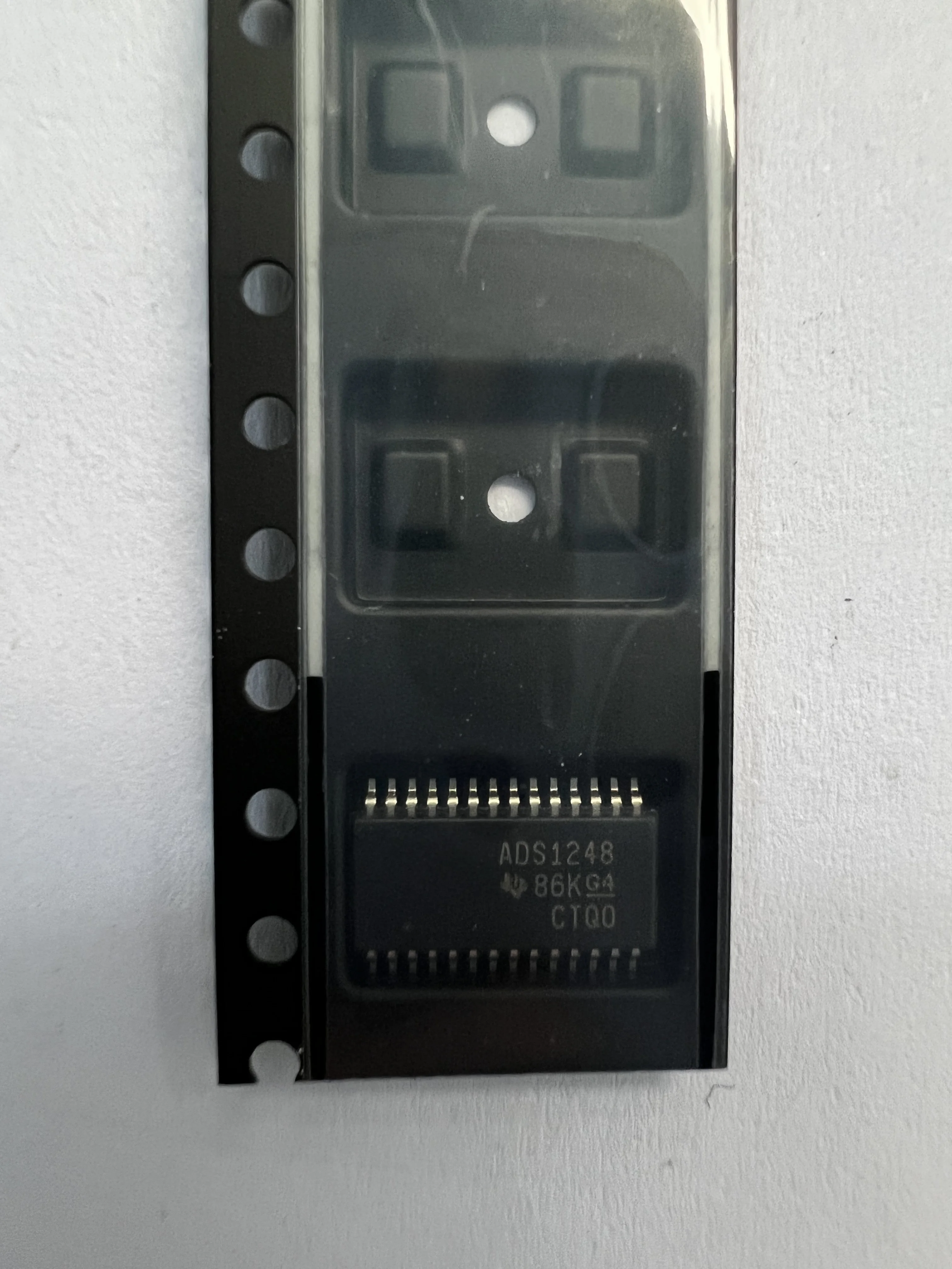 

(Intergrated Circuit) ADS1248IPWR