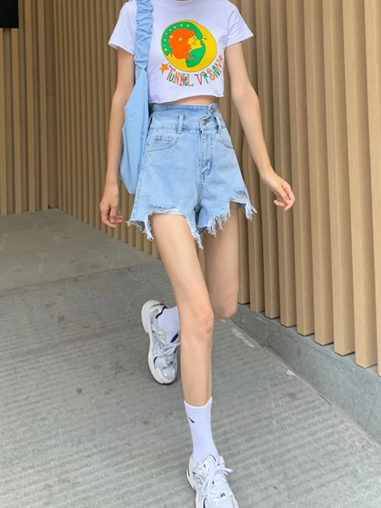 Streetwear Women Loose Hole Raw Hem Blue Denim Shorts Spring Summer Female Button Wide Leg Jeans Shorts Bottoms