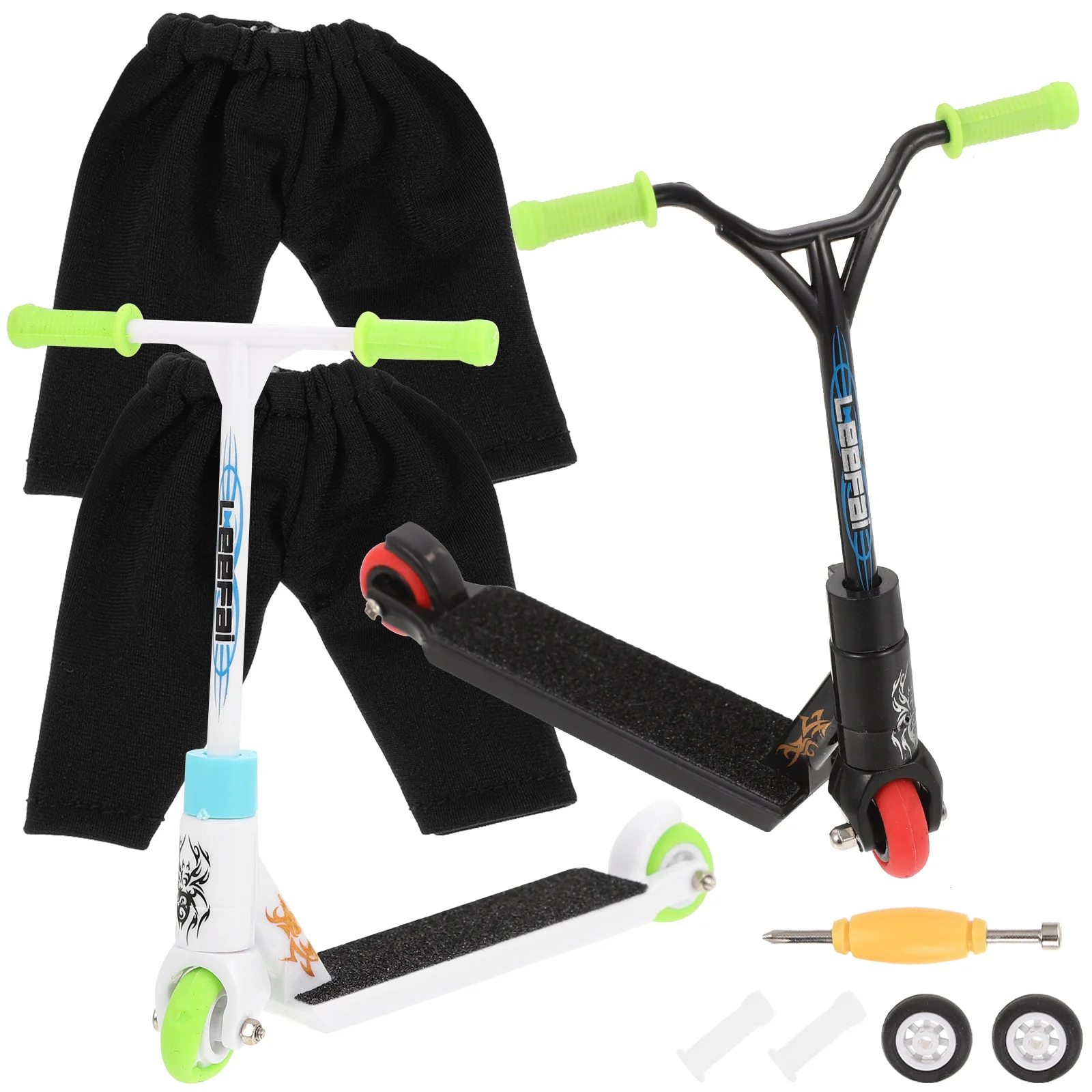 

2 Sets Toy Mini Finger Toys Child Adult Scooter Skateboards Plastic Scooters Fingers Kids
