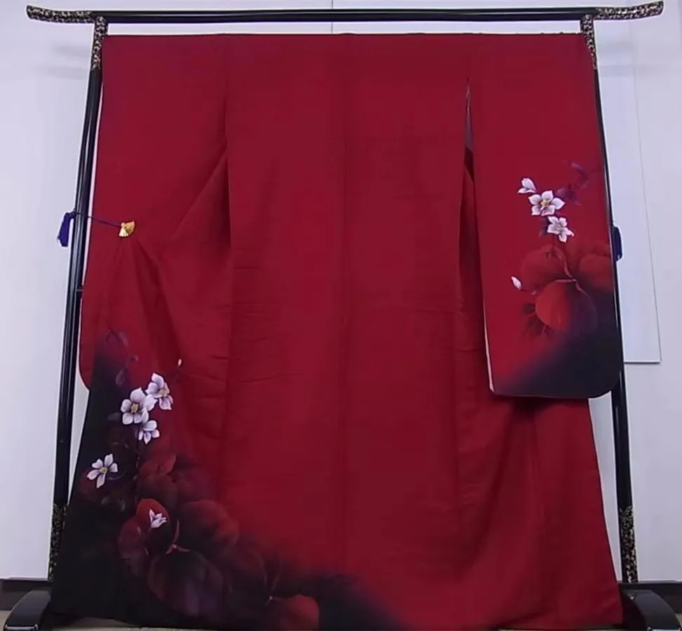 Японское традиционное официальное кимоно женское из Киотского шелка с