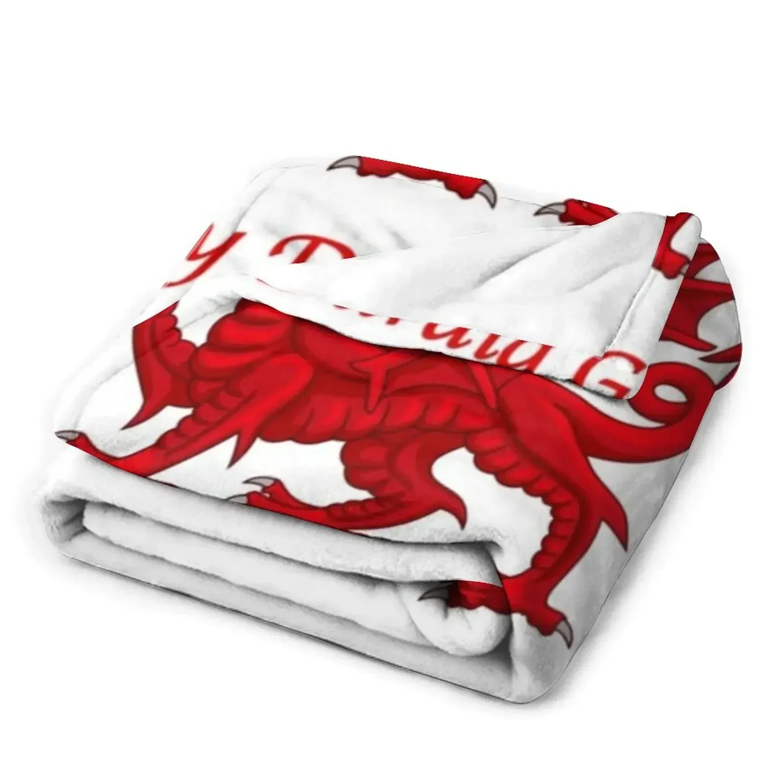 Футболка Welsh Red DragonCwtch y Ddraig Goch - Онимает красный дракон декоративное одеяло
