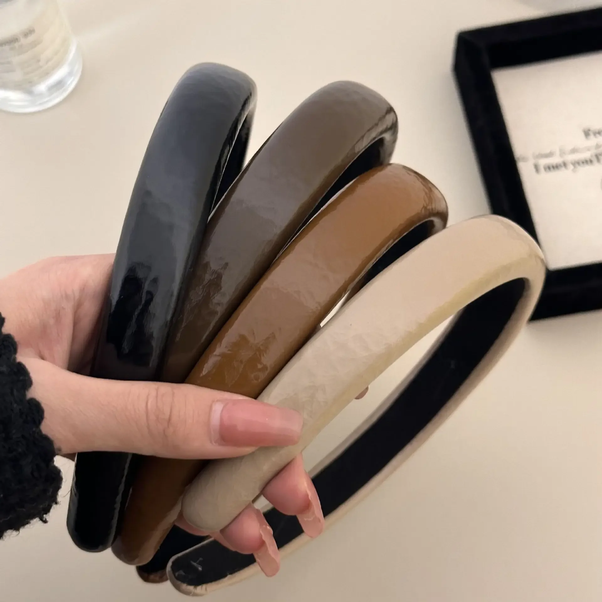 

Hair accessories yoga korean band headband for women girl leather hoop fascinators elegant Headdress vintage popular makeup Gift