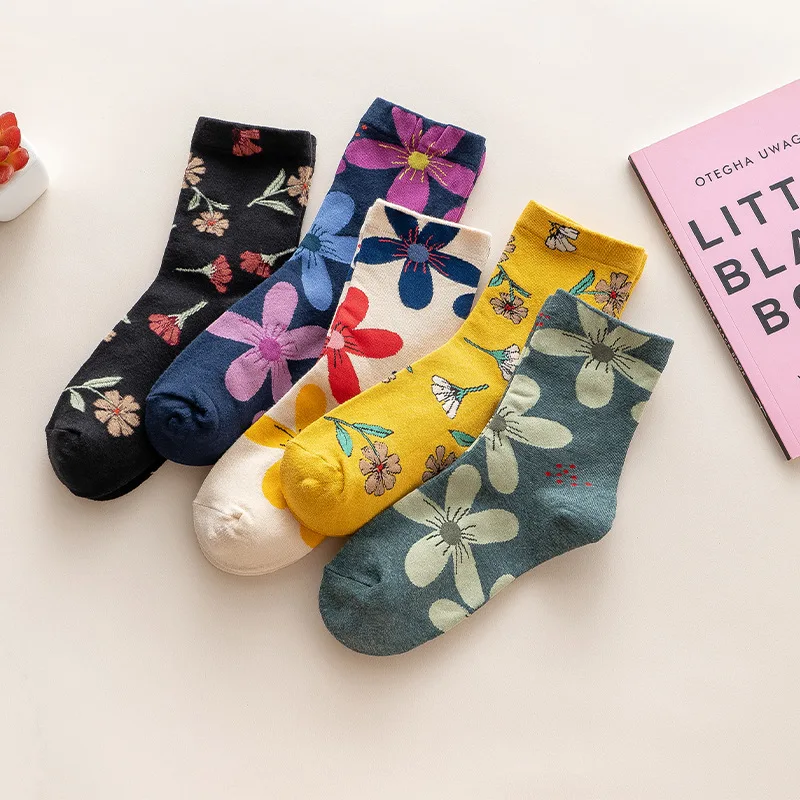 5pairs/lot! Japanese Korean Style Cartoon Flower Cute Socks Women Streetwear Harajuku Kawaii Socks