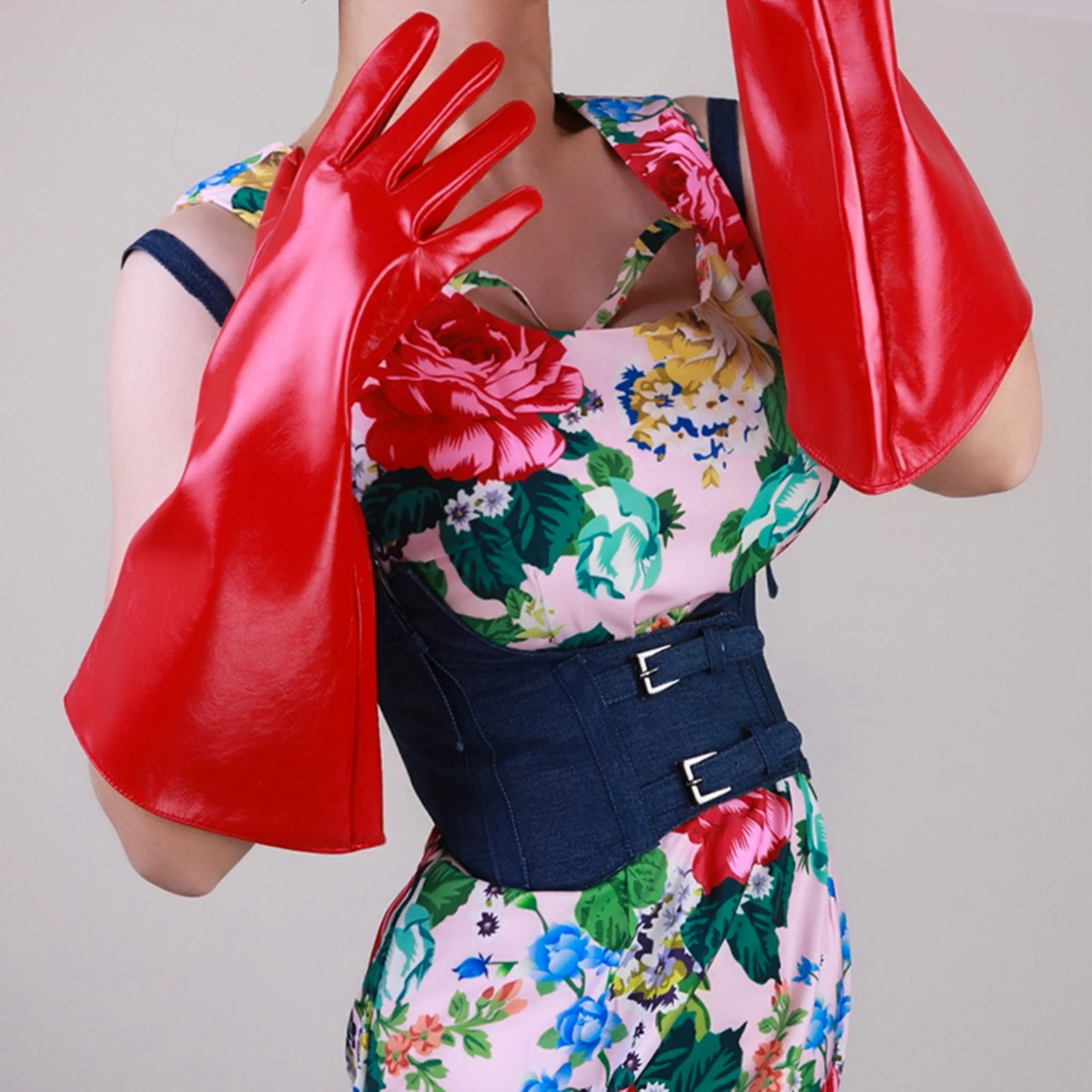 

Adults Shiny Patent Leather Wide Cuff Gloves Metallic Wetlook Glossy Long Gloves Latex Cyberpunk Mittens for Nightclub Oversized