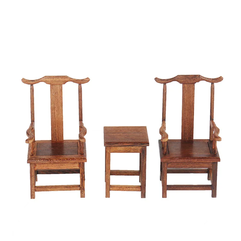 

Набор изысканных китайских классических коллекционных украшений, замечательных фотографий ручной работы и настольных статуй.