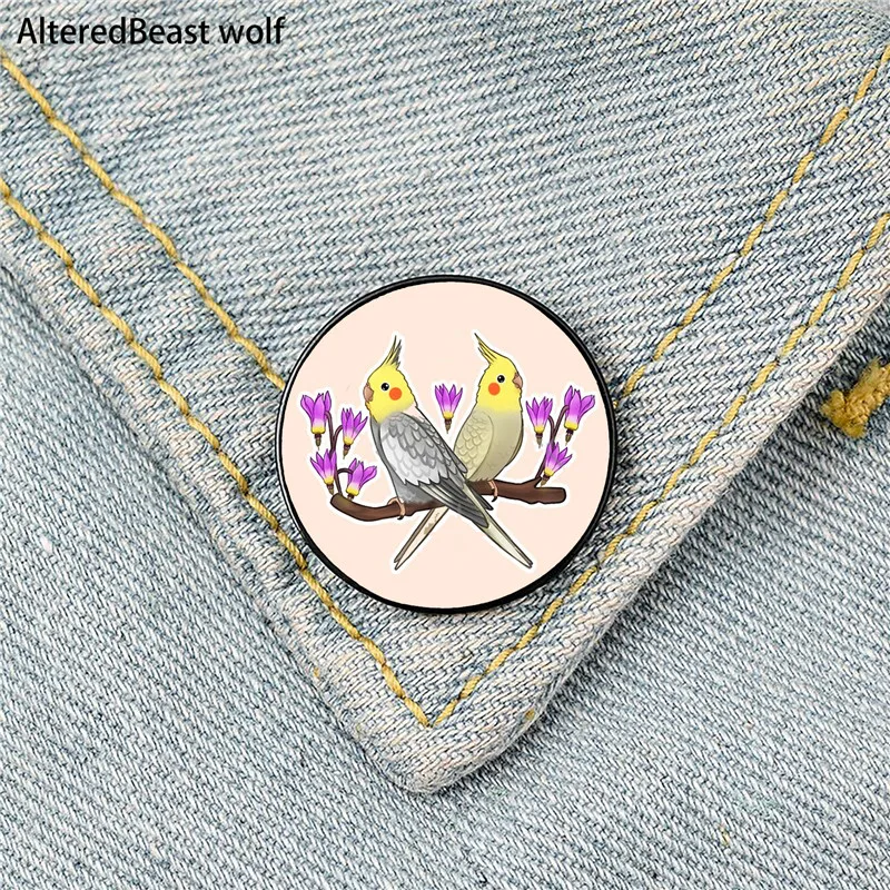 

Cute Cockatiels Printed Pin Custom Funny Brooches Shirt Lapel Bag Cute Badge Cartoon Cute Jewelry Gift for Lover Girl Friends