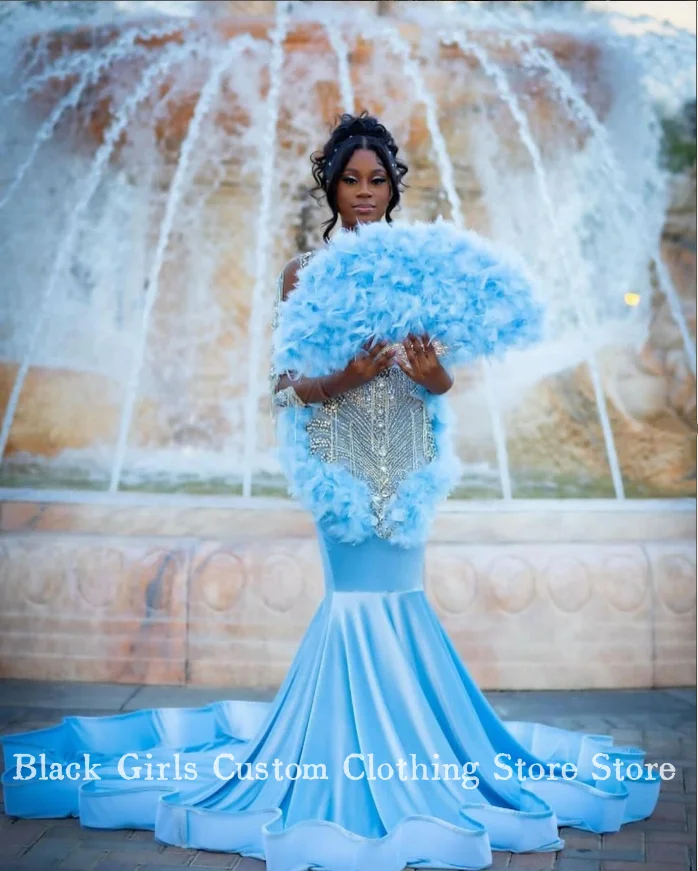 Роскошные Выпускные платья со стразами и перьями 2024 небесно-голубые с