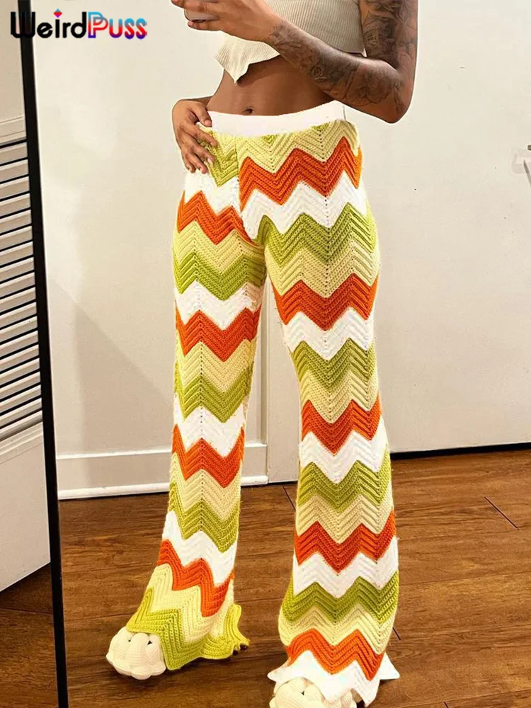 

Брюки-клеш Женские трикотажные с волнистыми полосками и ярким принтом