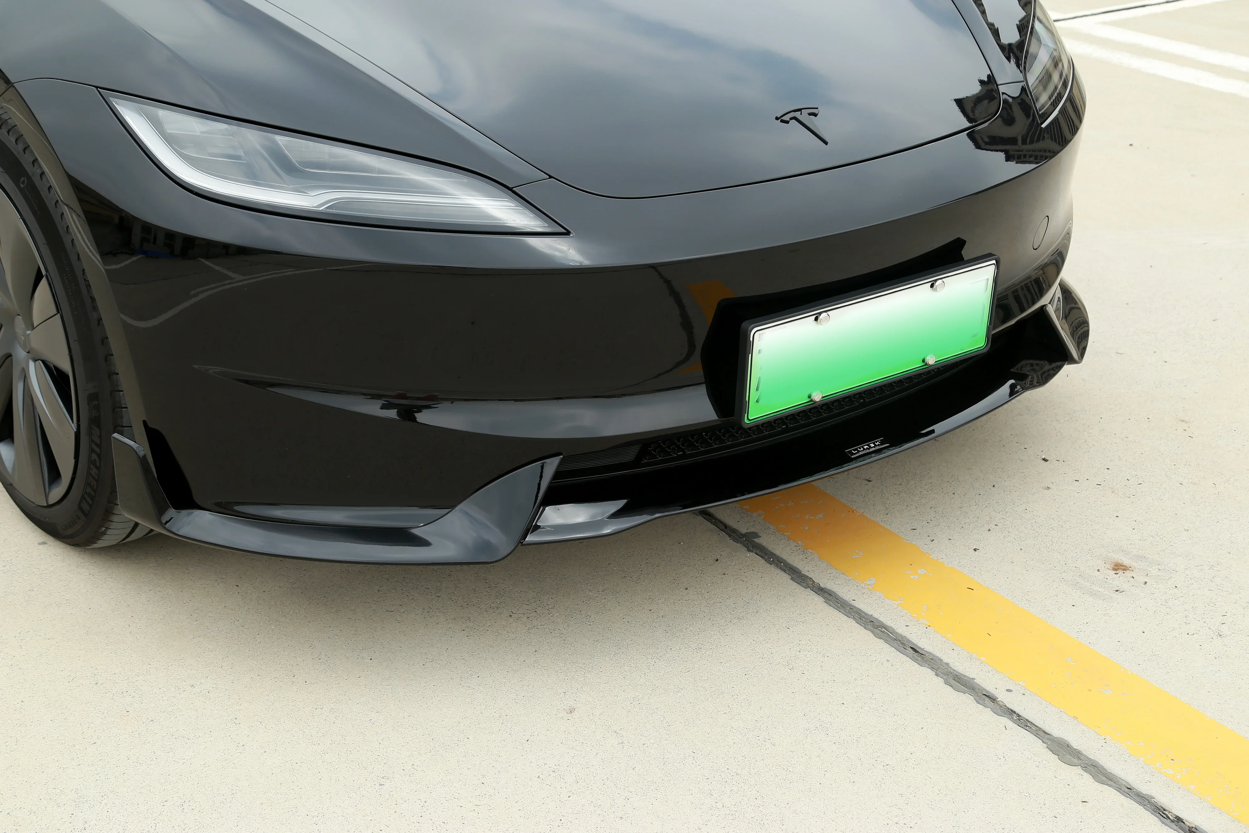 Tesla Model 3 Performance Track Style ABS Передний бампер Нижняя губа Боковые юбки Рокерная панель