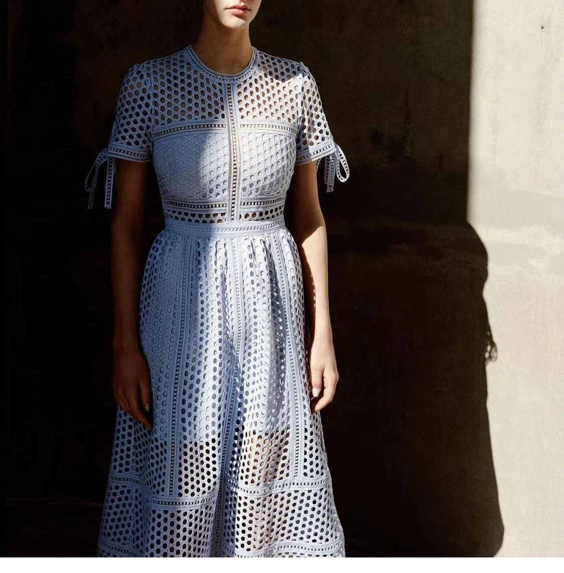 

2022 Spring Summer New Lilac Blue Purple Grid Light Luxury Lace Hollow Long Banquet Dress