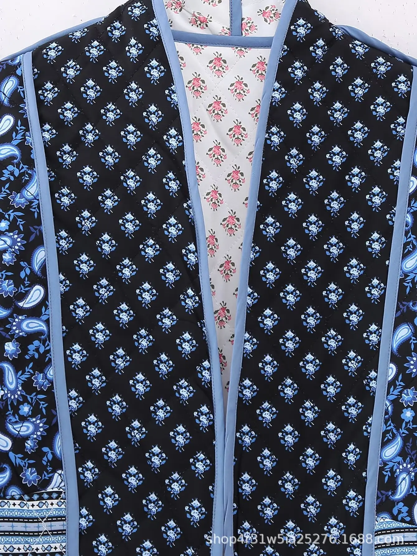 Рисунок 3 - Осеннее женское Стеганое пальто из двух в одном