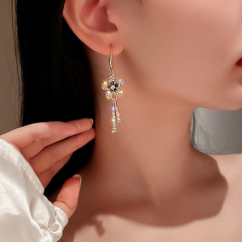 

Ladies Flower Tassel Long Earring Temperament Exquisite New Drop Earrings Women Elegant Vintage Earrings 2022 Spring And Summer