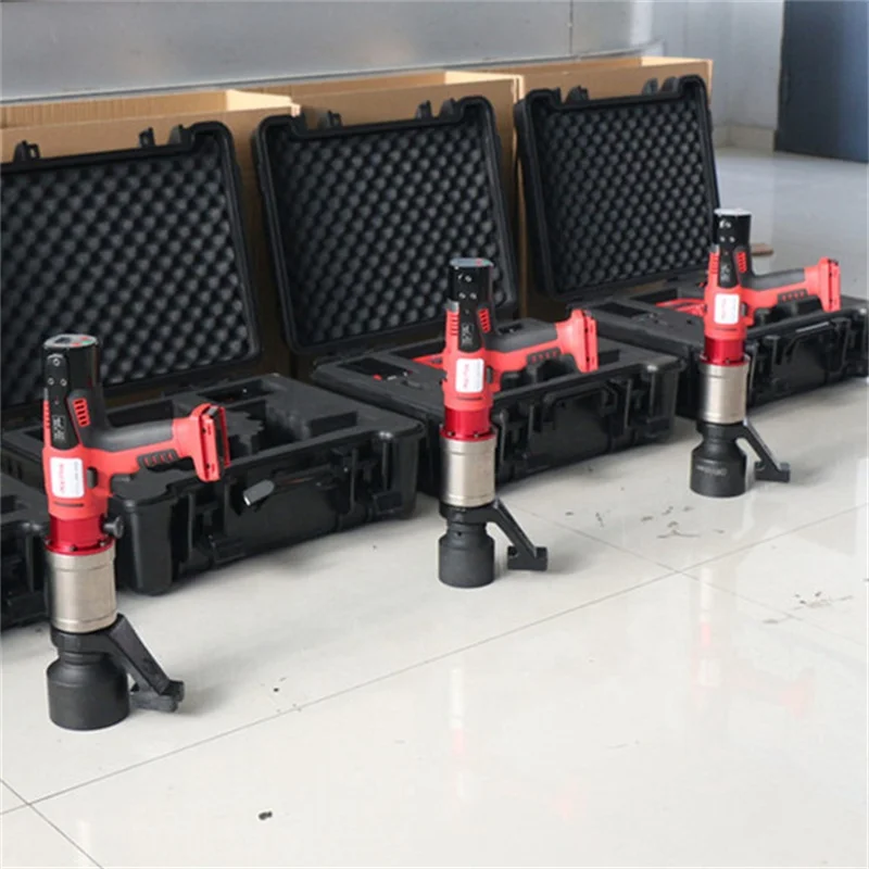 Аккумуляторный гаечный ключ с литиевым аккумулятором 700 нм беспроводной