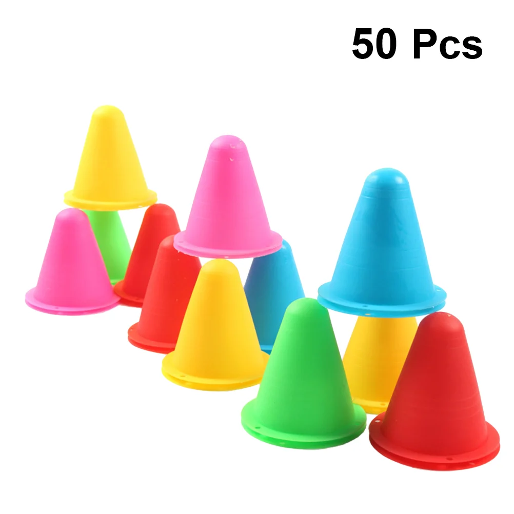 

50pcs Roller Skating Cone Roadblock Training Road Cones Roller Skating Cups Skate Pile Cup Random Color